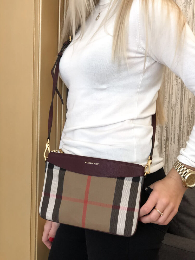 Burberry House Check Leather Detail Clutch Bag Burgundy www