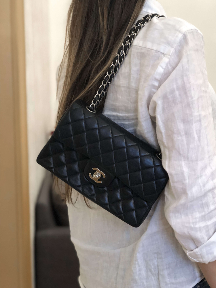 Chanel - Small Classic Double Flap Bag Caviar Noir