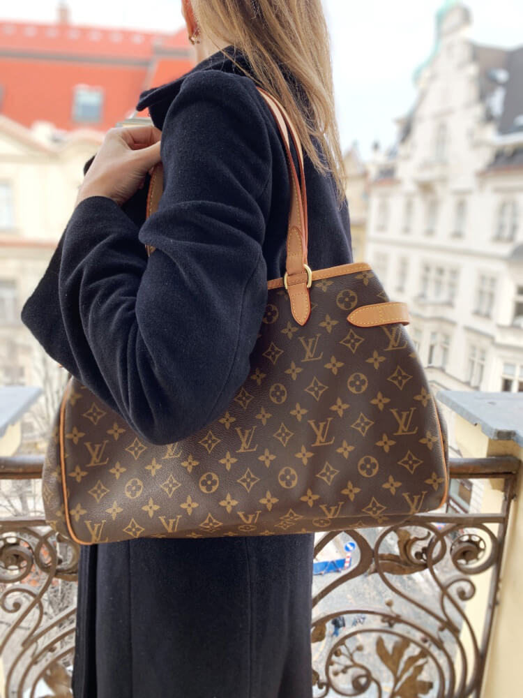 Louis Vuitton  Batignolles Vertical Monogram Canva – Canada Luxury