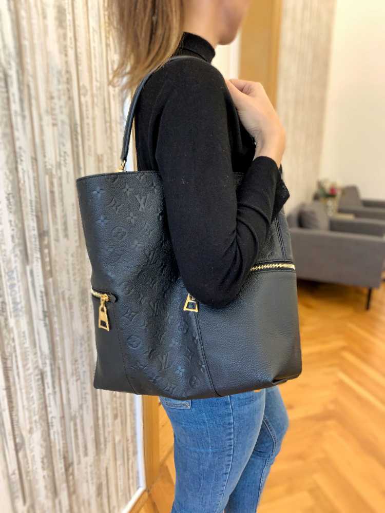 Louis Vuitton Melie Bag