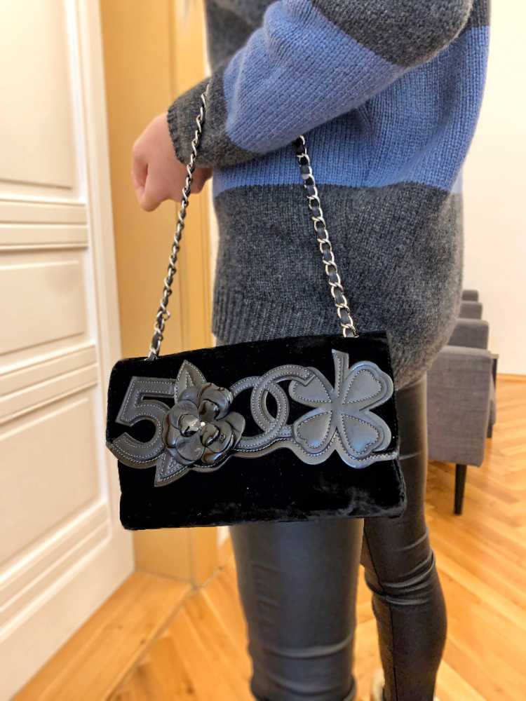 chanel book wallet on chain