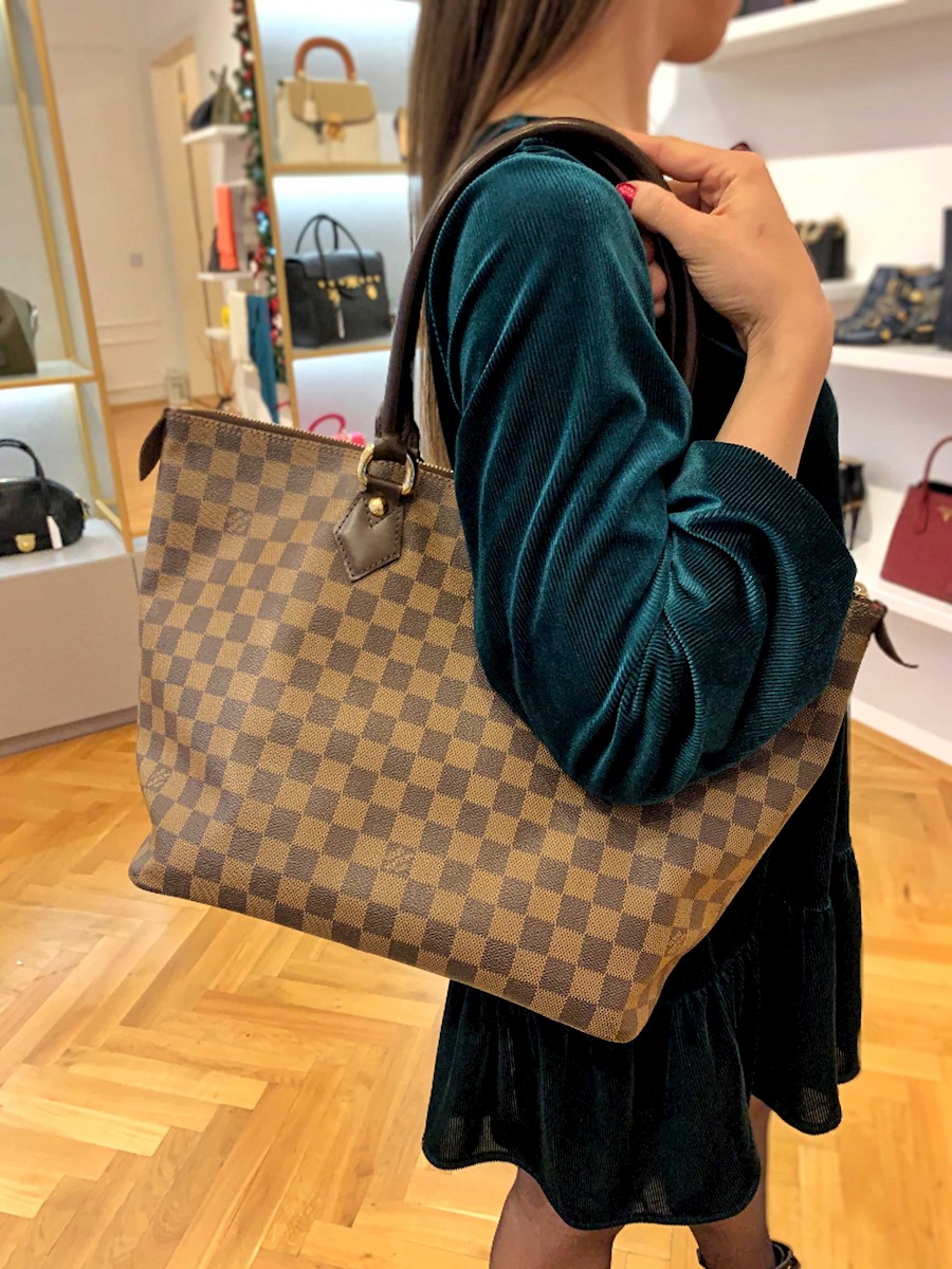 louis-vuitton saleya