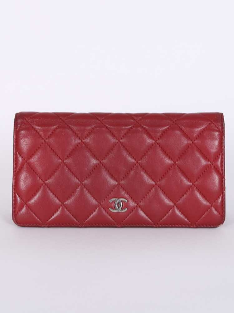 Chanel - Classic Long Flap Wallet Lambskin Rouge | www.luxurybags.cz