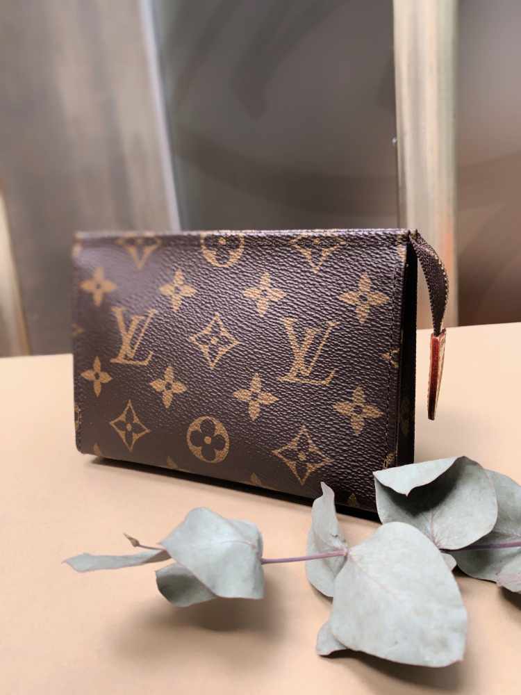 Louis Vuitton Toiletry Pouch - 15