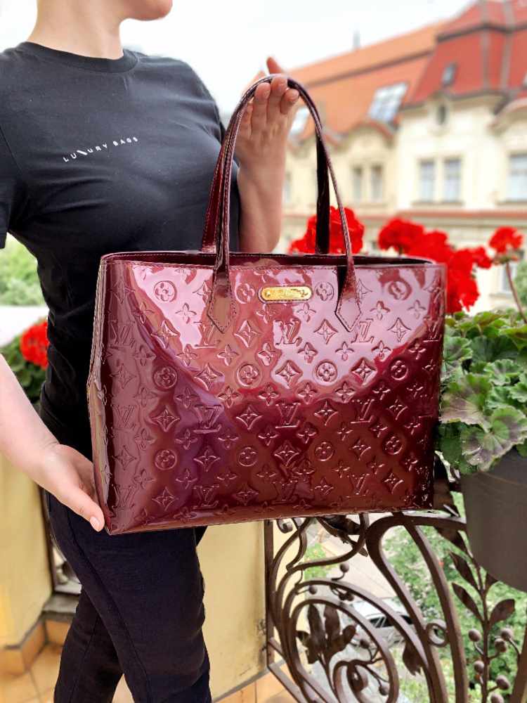 Louis Vuitton - Wilshire MM Monogram Vernis Leather Rouge Fauviste
