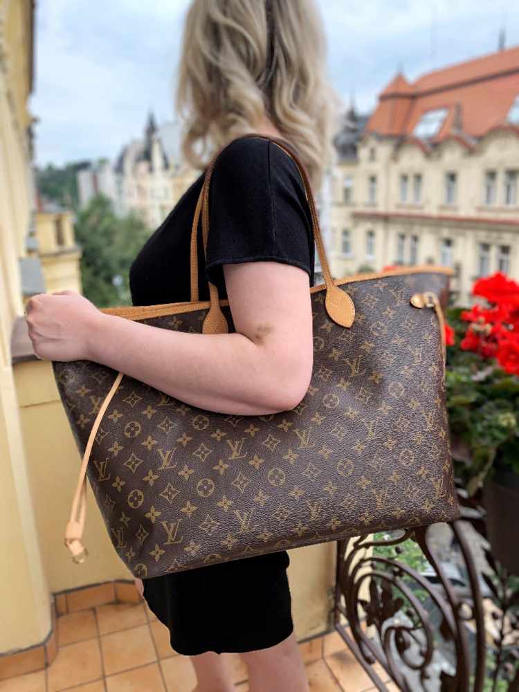 Louis Vuitton - Monogram Canvas Neverfull GM