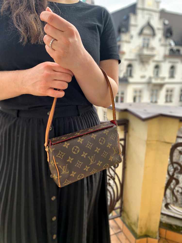 Louis Vuitton Monogram Recital Bag - Brown Shoulder Bags, Handbags