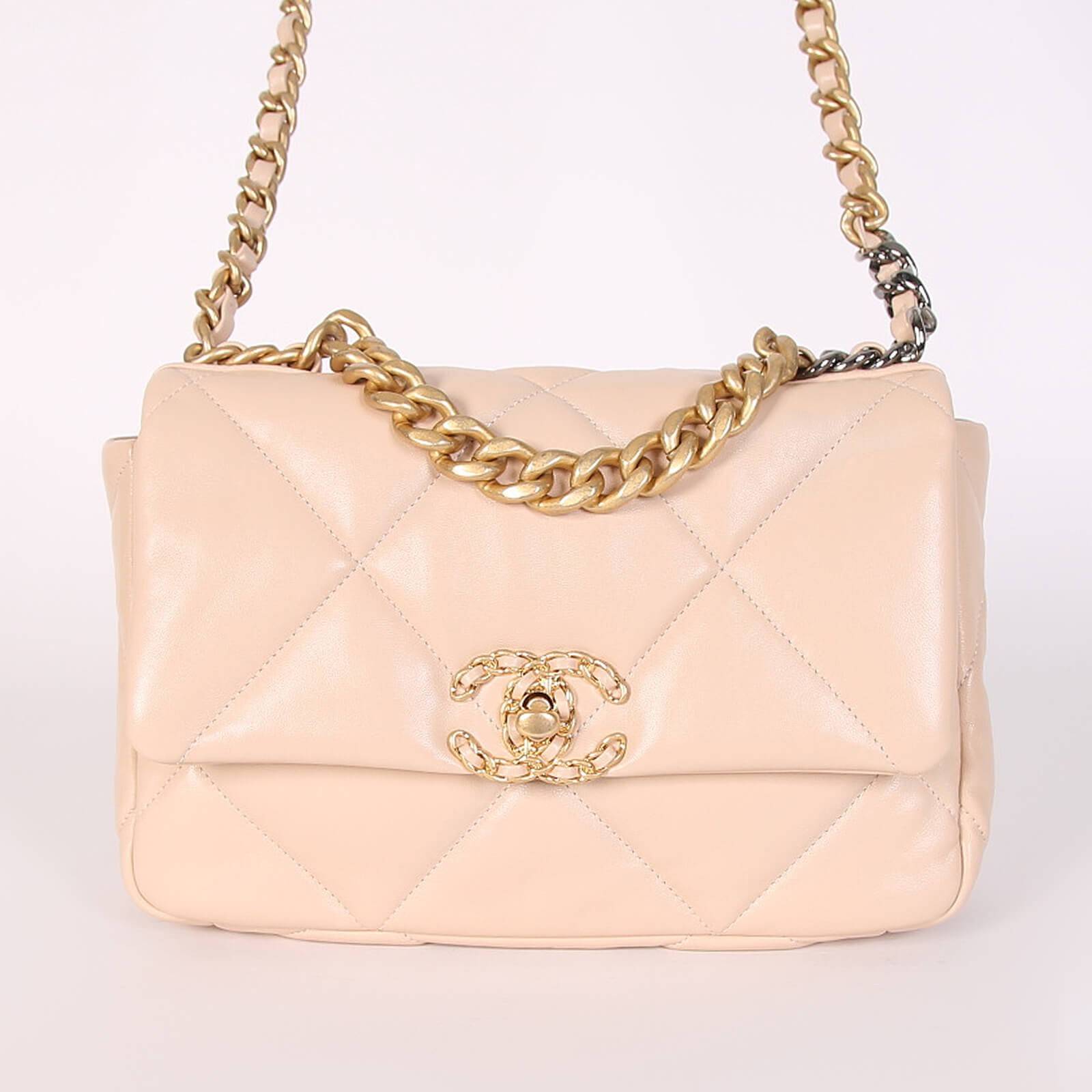 Chanel - Chanel 19 Lambskin Flap Bag Light Beige